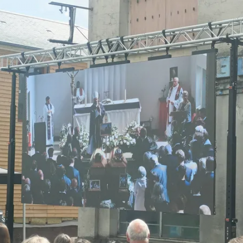 Une tendance en hausse : La captation et rediffusion vidéo des enterrements pour un dernier hommage avec JSL Events !